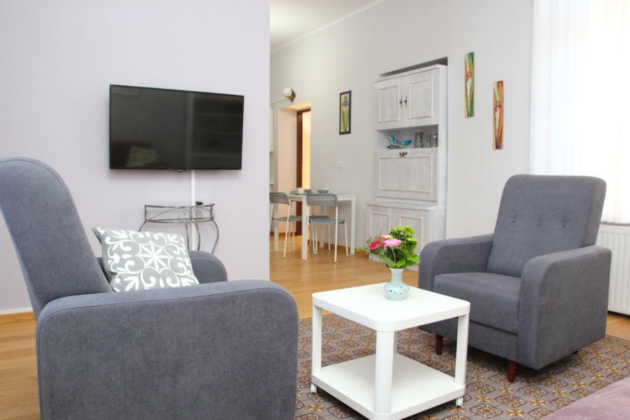 Apartament Antykwa Stary Toruń Exteriör bild