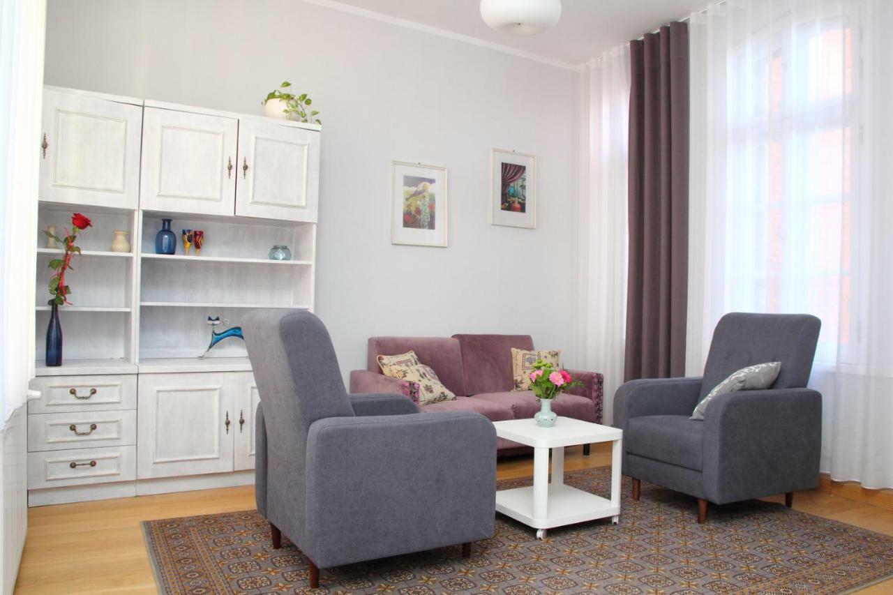 Apartament Antykwa Stary Toruń Exteriör bild