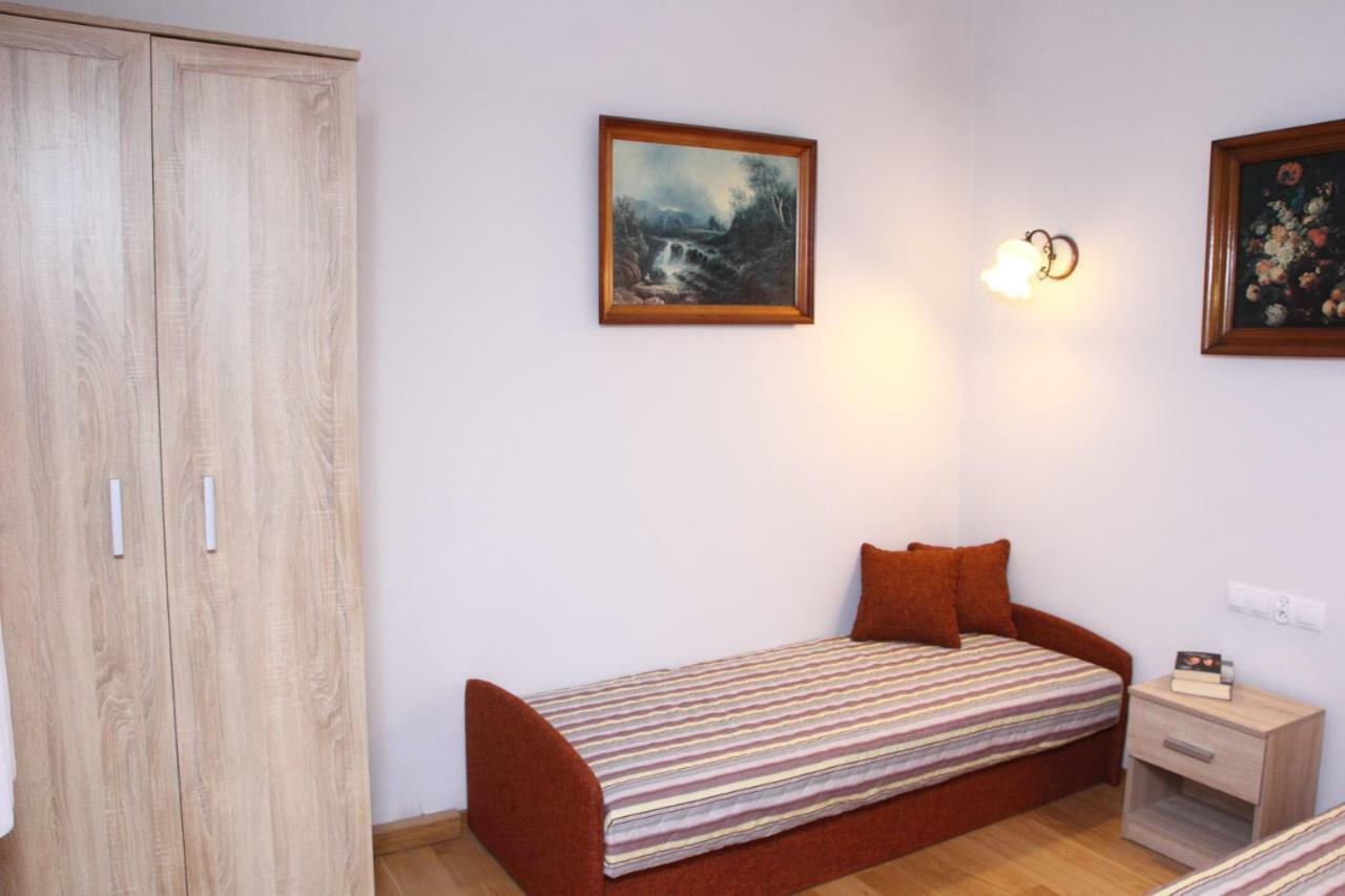 Apartament Antykwa Stary Toruń Exteriör bild